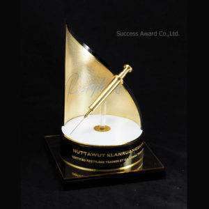 โล่รางวัล สั่งทำพิเศษ