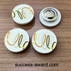Logo tag